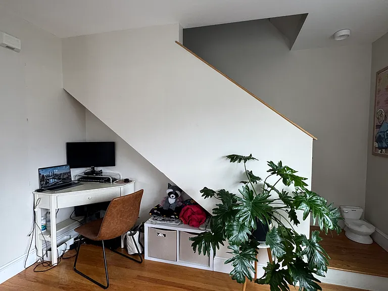 94 Atlantic St #2 — Photo 4