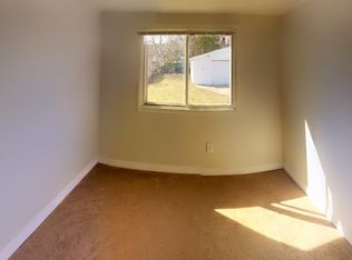 19497 Lesure St, Detroit, MI 48235
