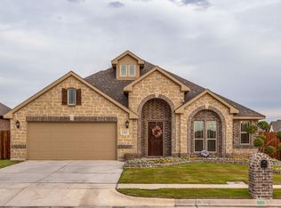 1502 Birdsong Ct, Midlothian, TX 76065