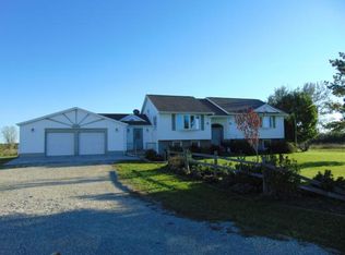 N3660 River Valley Ln, Weyauwega, WI 54983