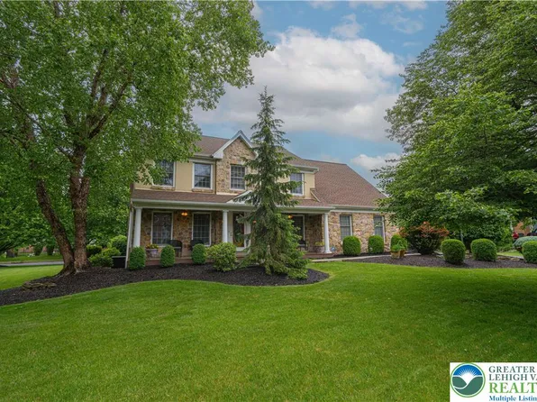 4427 Susan Dr, Bethlehem, PA 18017