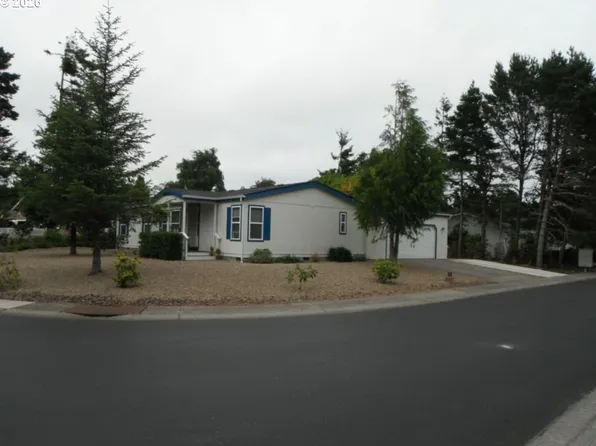 472 Sherwood Loop, Florence, OR 97439