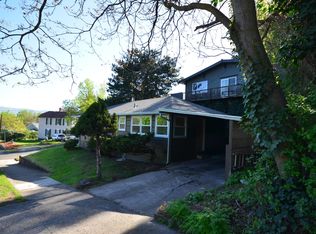 538 W 6th St, The Dalles, OR 97058