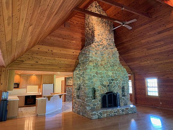 5th image of 22650 Cedar Logs Dr