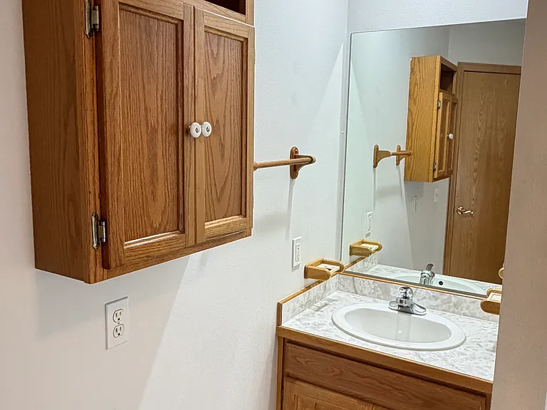1810 W Marigold Dr — Photo 6