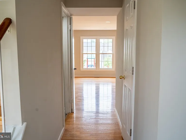 3970 Bradwater St — Photo 4