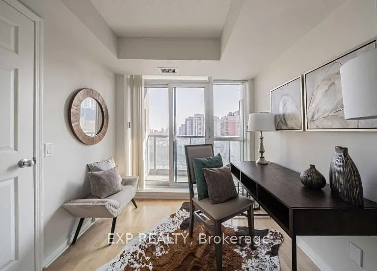 28 Harrison Garden Blvd #1112 — Photo 18