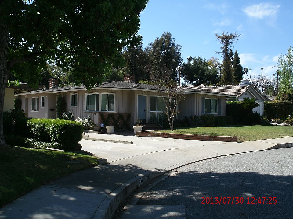 1st image of 371 Grace Dr