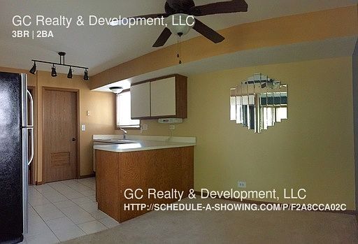 5th image of 211 E Oneida Ave