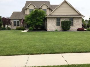 7910 Meadowview Ln, Waterville, OH 43566
