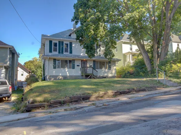 SL AAC907, 907 43rd St #909, Rock Island, IL 61201