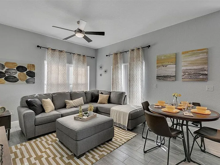 4561 Yellowgold Rd E #102 — Photo 3