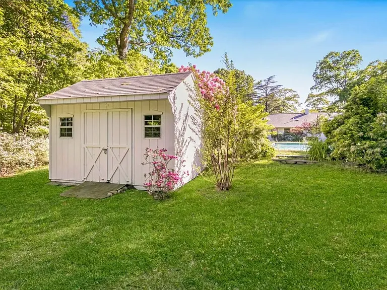 23 Tuthill Dr — Photo 22