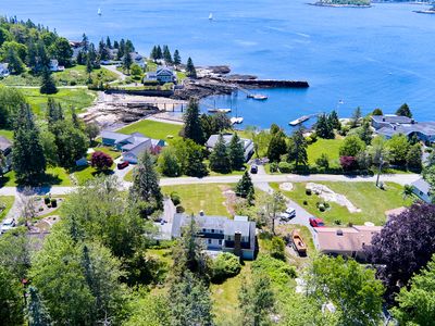23 Factory Cove Road, Boothbay Harbor, ME, 04538