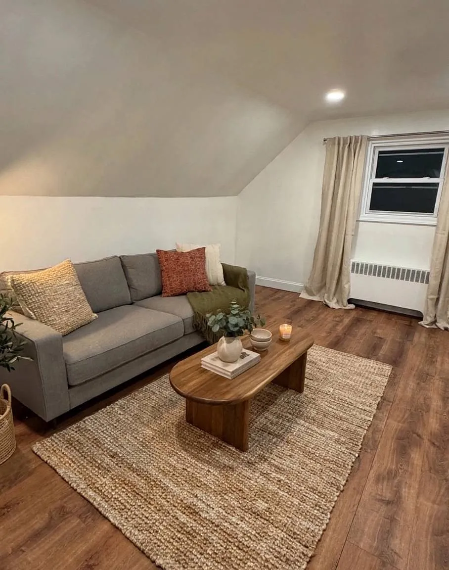 1 bed, 1.0 bath, $2,300 — Photo 2