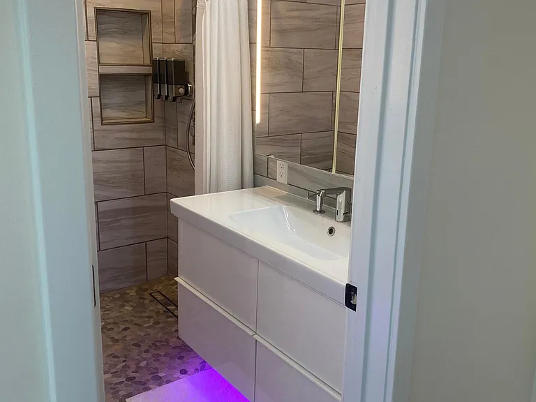 7261 Roycroft Dr #A — Photo 20