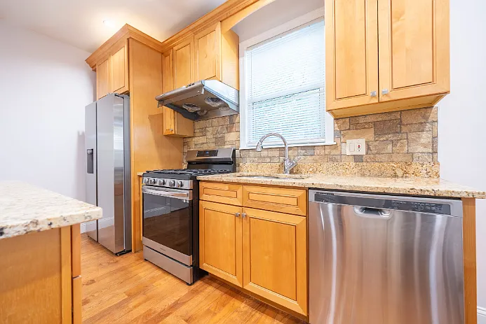 Building Photo - 7 Alcott St #2A