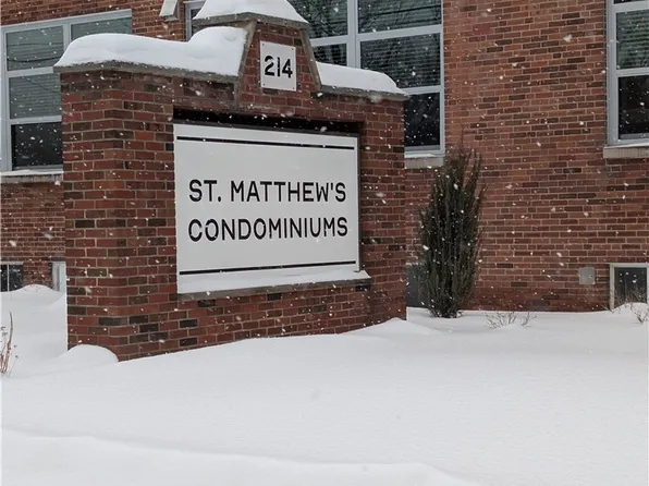 214 Kinne St #204, East Syracuse, NY 13057