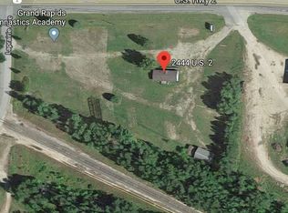 2444 E Us Highway 2, Grand Rapids, MN 55744