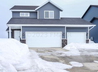 1116 44th Ave S, Moorhead, MN