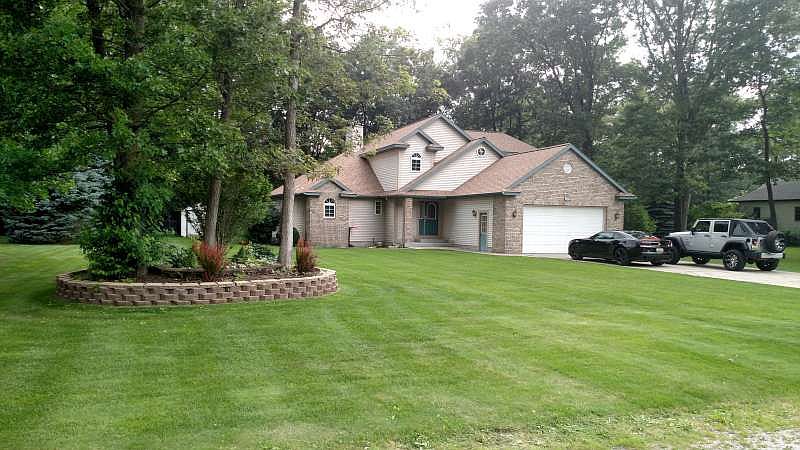 1st image of 257 E Towering Oaks Cir