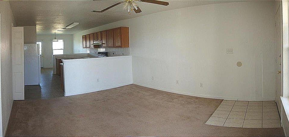006_Living Room_12212021