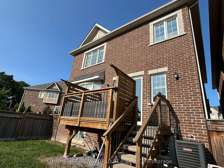 46 Major Cres — Photo 33