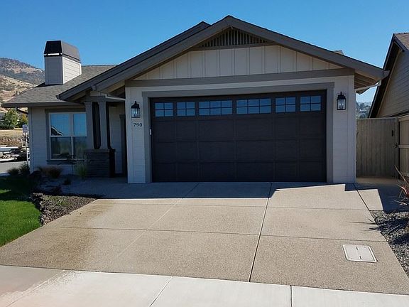 2nd image of 790 Sonoma Ct