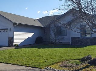 2673 Trinity Way, Grants Pass, OR 97527