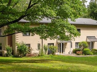 1273 California Rd APT A21, Eastchester, NY 10709