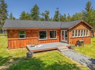 41912 Powers Rd, Mendocino, CA 95460