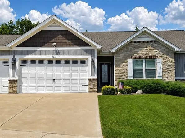 826 Liberty Creek Dr, Wentzville, MO 63385