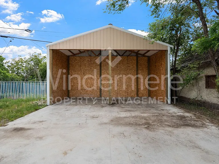 1804 E Liberty Ave — Photo 16