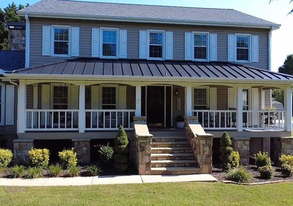 1st image of 162 Hartfield Ln