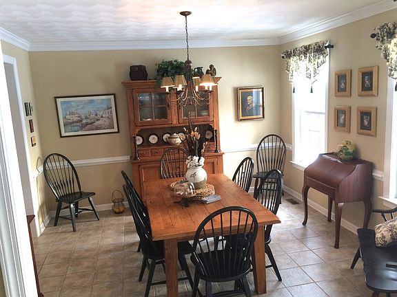 5th image of 3424 Cedar Ln