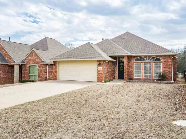 1207 S Greystone St, Stillwater, OK 74074