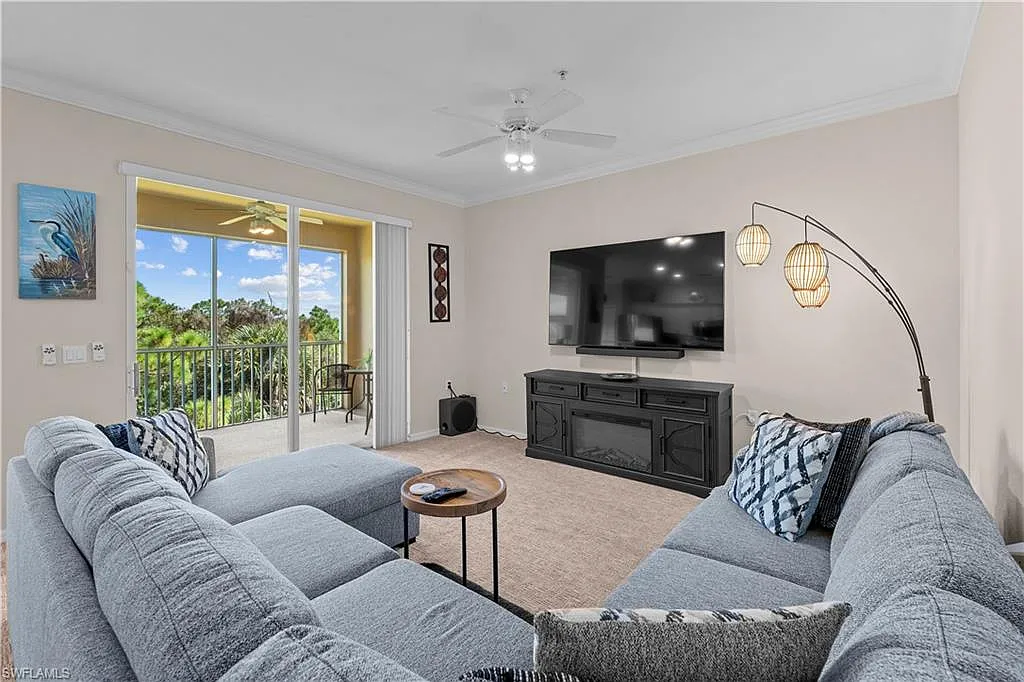 2 bed, 2.0 bath, 1155 sqft, $3,500 — Photo 1