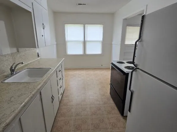 536 Garfield St #6-1819, Clay Center, KS 67432