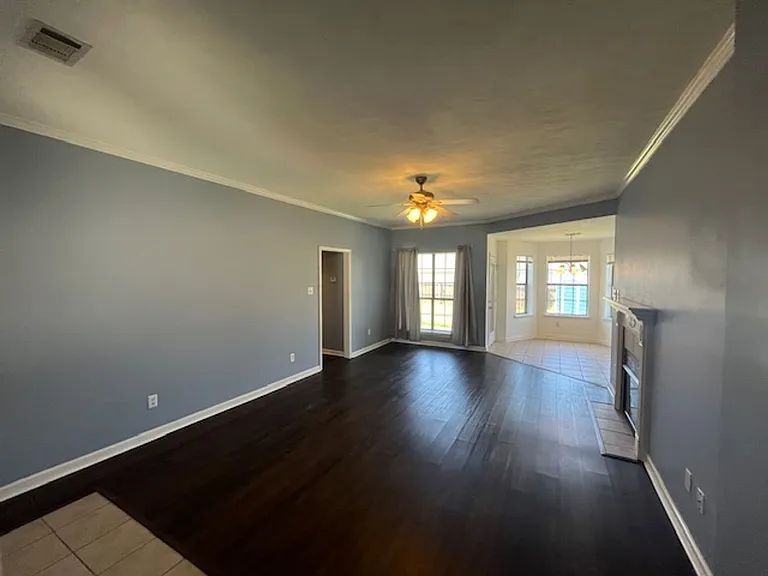 102 Rosebud Cir — Photo 10