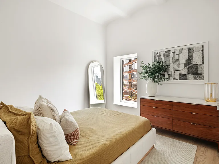 650 1st Ave #6J — Photo 8