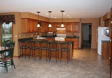 3rd image of 8040 S Grewen Dr