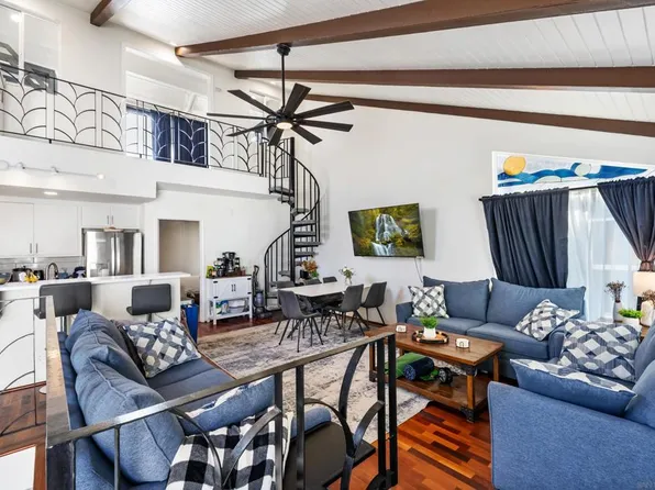 737 Whiting Court, San Diego, CA 92109