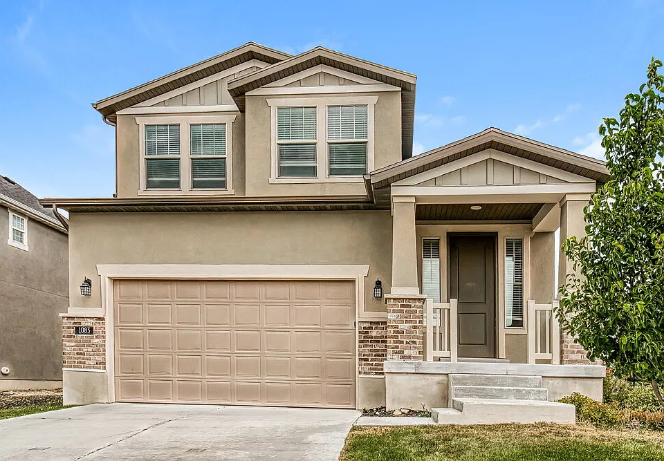 1083 W Osprey Dr