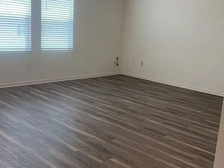 4685 Bluffton Ct — Photo 19