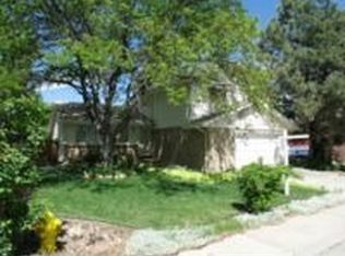 6421 Zinnia St, Arvada, CO 80004