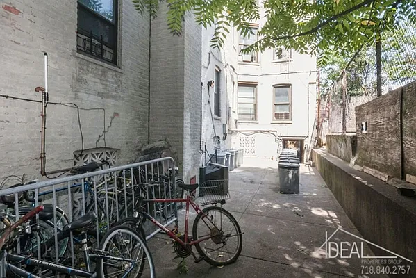 Rented by Ideal Properties Group | media 27