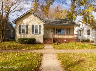 967 S 3rd Ave, Kankakee, IL 60901