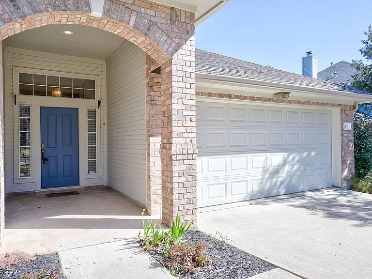 9137 Fainwood Ln — Photo 4