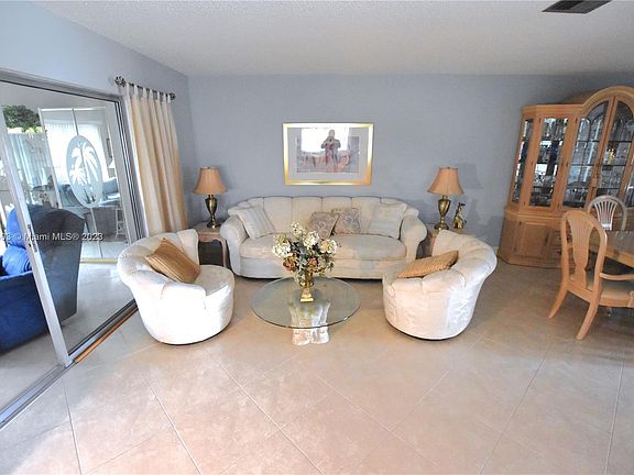 5th image of 2638 Gately Dr E APT 100