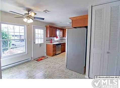 5th image of 1076D Argyll Cir